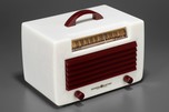 General Electric L-570 Catalin Radio in Alabaster with Maroon